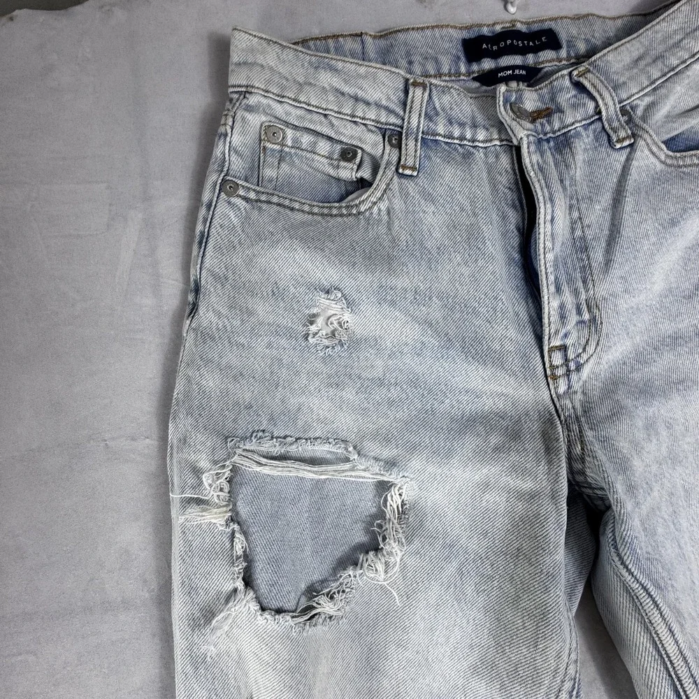 Aeropostale‎ Womens Mom Jeans Light Blue Washed Denim Casual Ripped Distressed 4
